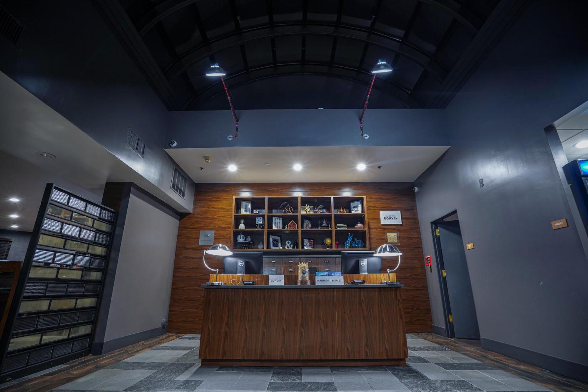 Four Points By Sheraton Salt Lake City Airport Екстериор снимка
