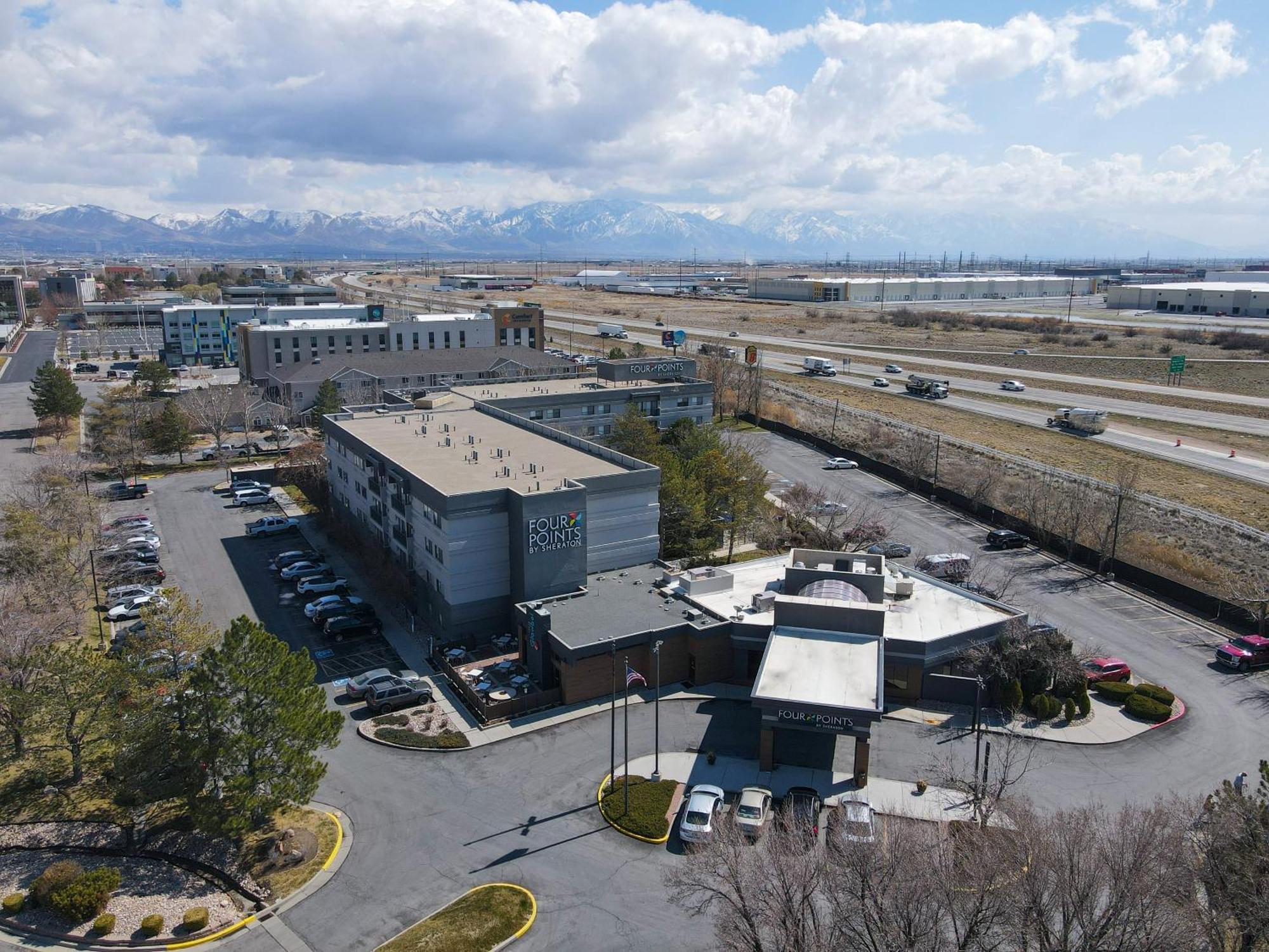 Four Points By Sheraton Salt Lake City Airport Екстериор снимка